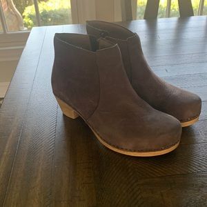 Dansko booties.  Beautiful chocolate color like new size 38